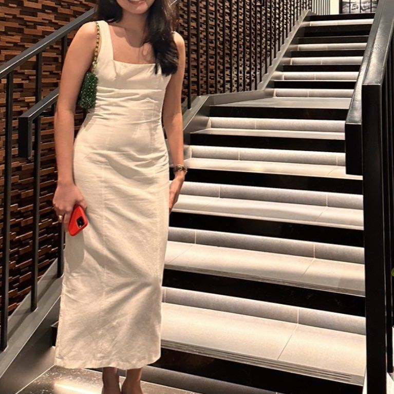 Zara White Midi Dress (Category: Dresses) located in Caloocan City. Submitted by sbpklover (Listing ID 1351198298, Image 1). Description: • Authentic • ONLY USED TWICE • Linen, not see through • Adjustable straps at the back • Message for more photos Helping tags mango bershka stradivarius h&m love bonito.