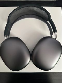 Airpod max black For Sale | Carousell Singapore