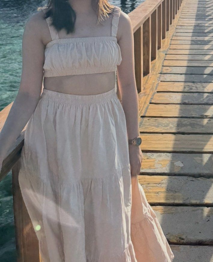 Beige Linen Coordinates (Category: Sets or Coordinates) located in Manila. Submitted by abby0070 (Listing ID 1351289062, Image 3). Description: Thick fabric. No issues. Zara as helping tag only :) .