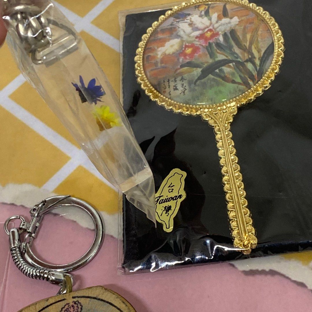 Bundle Anik Keychains Charms Vintage Pocket Mirror (Category: Character Goods) located in Quezon City. Submitted by kitsune.treasures (Listing ID 1351336458, Image 3). Description: Bundle Anik Code 002 Vintage Pocket Mirror (Metal), Keychains, Charms As is condition | WYSIWYG 🦊Quezon City 🦊GCASH | BPI | PayMaya 🦊J&T | Lalamove | Grab Express.