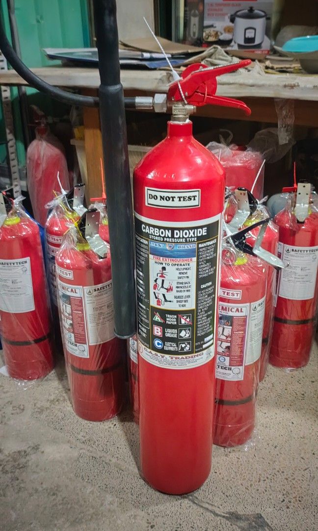 CO2 FIRE EXTINGUISHER (Category: Home Improvement Tools & Accessories) located in Quezon City. Submitted by willfiresafety (Listing ID 1351338815, Image 1). Description: 10lbs 7500 20lbs 10,500.
