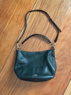 (Category: ) located in . Submitted by closetsale_mar (Listing ID 1351324267, Image 1). Description: .