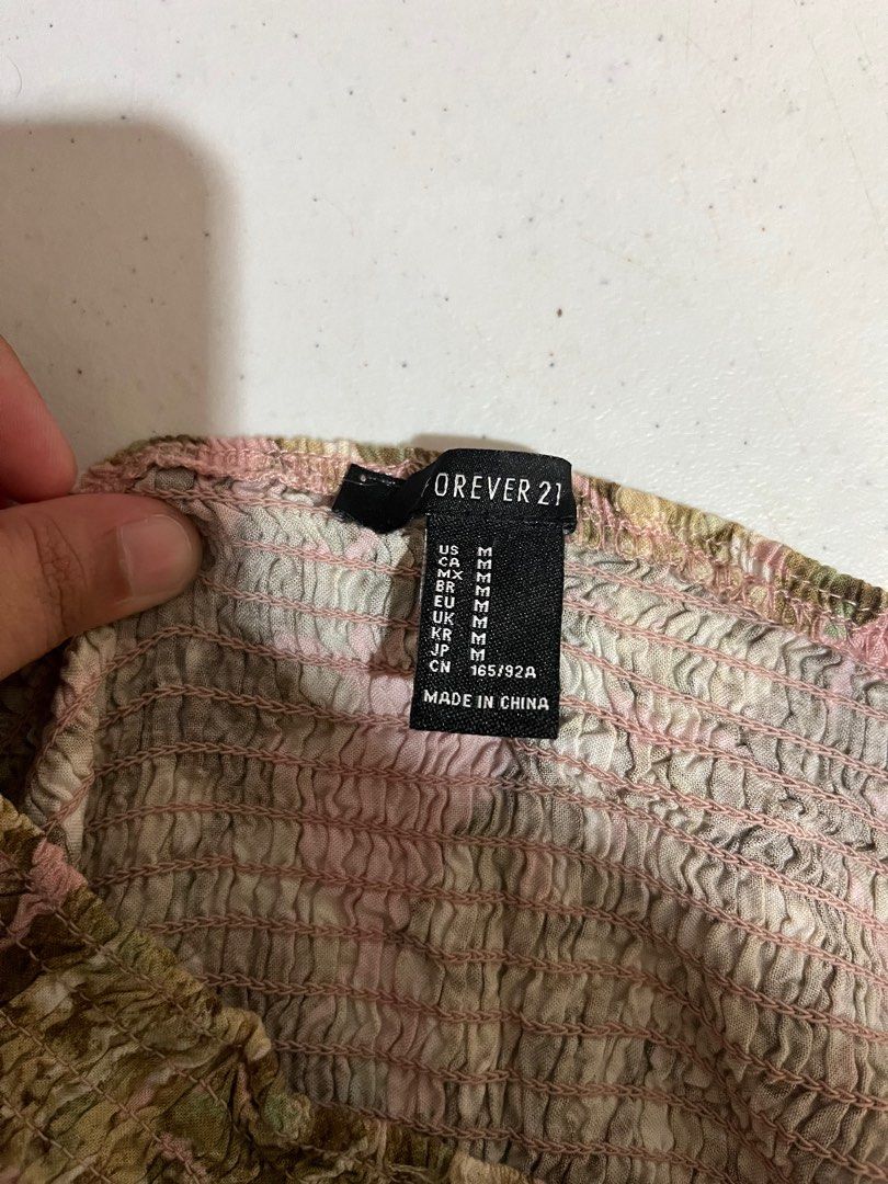 Forever 21 sundress (Category: Dresses) located in Tacloban City. Submitted by rjcarrt (Listing ID 1351341662, Image 2). Description: .