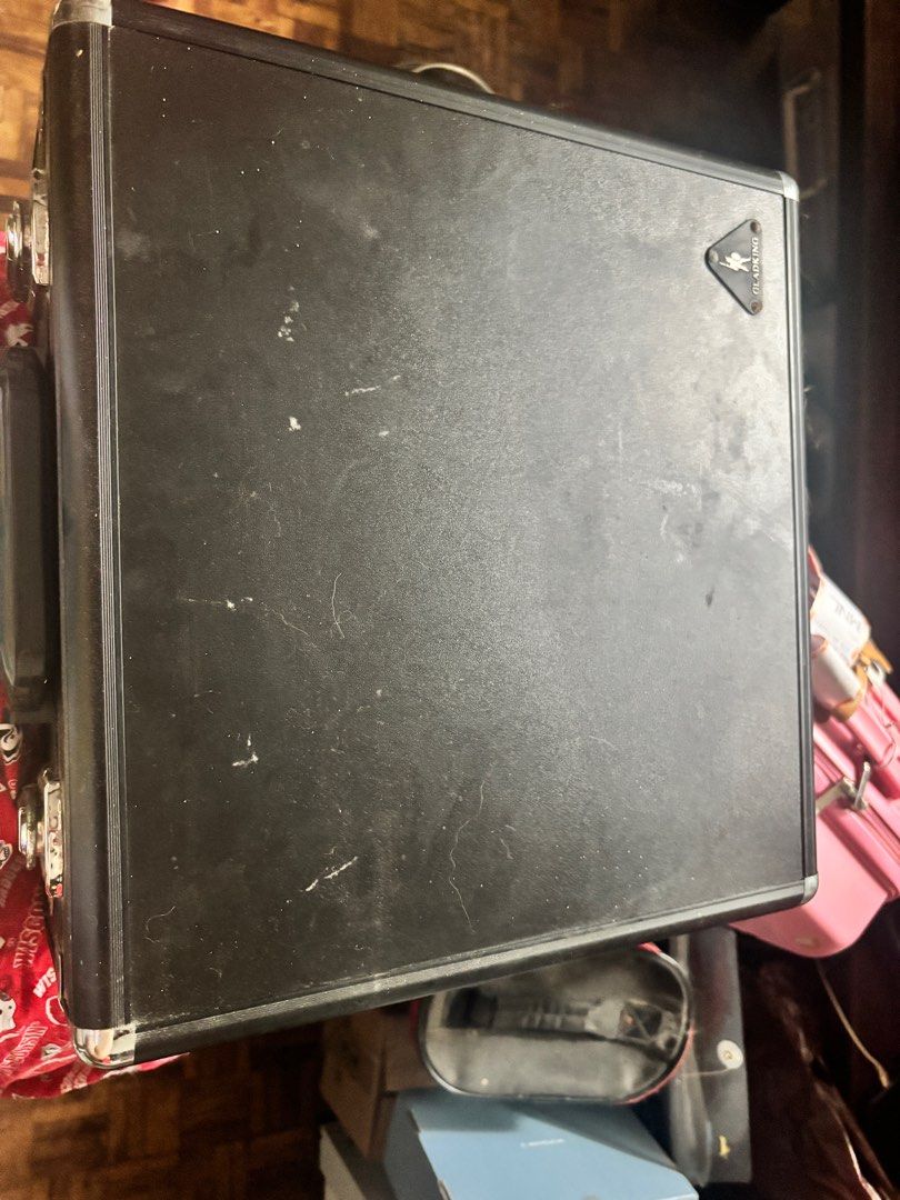Gladking makeup organizer (Category: Mirrors) located in San Juan City. Submitted by 1013_ajo (Listing ID 1351282547, Image 1). Description: - i dont use it anymore - can give it for 1,000.