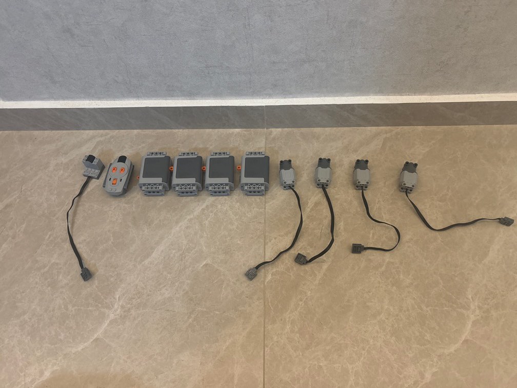 Lego compatible Technic , Remote Controller, Router, Battery Holder ...