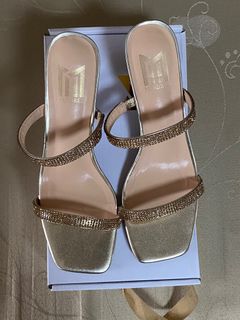 (Category: ) located in . Submitted by shopksaaa (Listing ID 1351326314, Image 1). Description: .