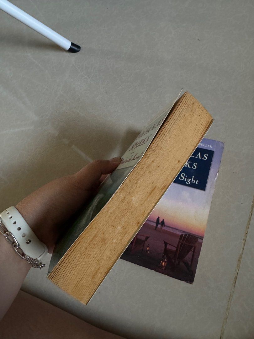Nicholas Sparks bundle (At First sight + A bend in the Road) (Category: Storybooks) located in Tarlac. Submitted by ignaciocha729 (Listing ID 1351315704, Image 3). Description: 200 for both. With tanning as seen on pics.