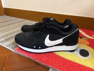 （分類：）位於 。 由 wyhra 提交（商品編號 1351317831，圖片 1）。簡介： 。