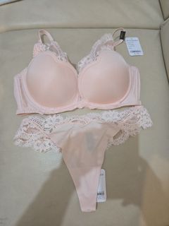 （分類：）位於 。 由 kwl215 提交（商品編號 1351413567，圖片 1）。簡介： 。