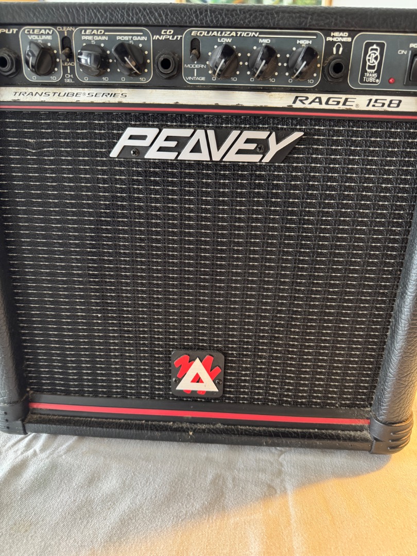 Peavey Amplifier, Audio, Soundbars, Speakers & Amplifiers on Carousell