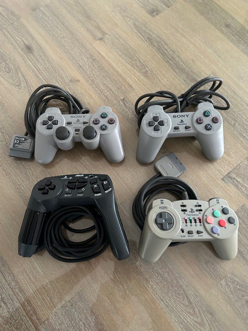 PS1 controllers, Video Gaming, Gaming Accessories, Controllers on Carousell