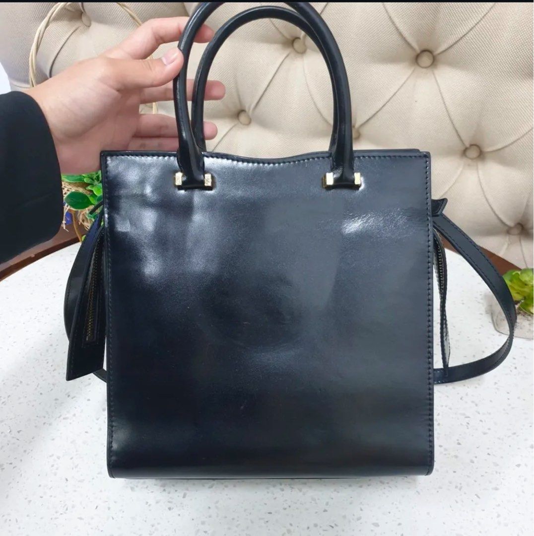 Saint Laurent East Side in small (Category: Luxury Bags & Wallets) located in Manila. Submitted by iamyanna26 (Listing ID 1325229884, Image 2). Description: Personal preloved. Guaranteed authentic. Well used but not abused. With strap and no pouch anymore hence, selling low.