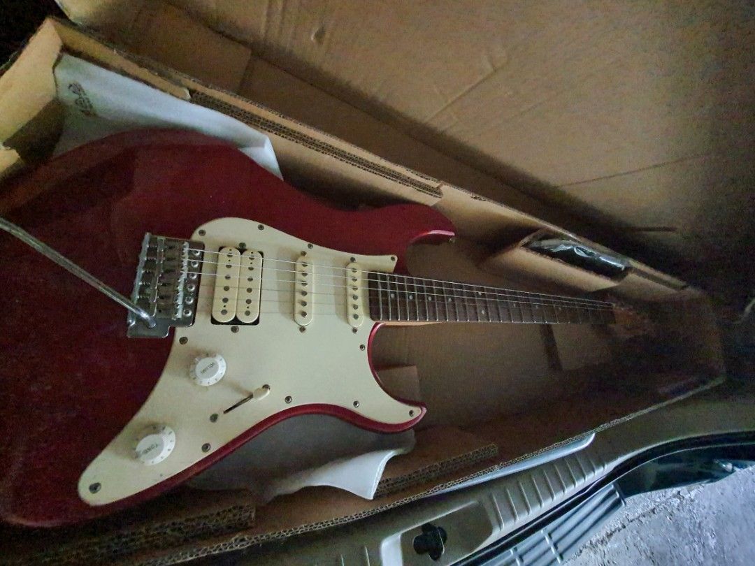 Yamaha Pacifica Electric Guitar (Category: Musical Instruments) located in Pasig City. Submitted by ocmom (Listing ID 1351326426, Image 2). Description: slightly used with manual no wire inclusions.