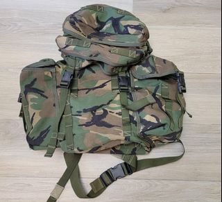（分類：）位於 。 由 uk_quartermaster 提交（商品編號 1351458483，圖片 1）。簡介： 。