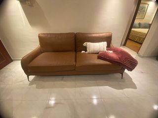 (Category: ) located in . Submitted by luxeedition555 (Listing ID 1351584360, Image 1). Description: .