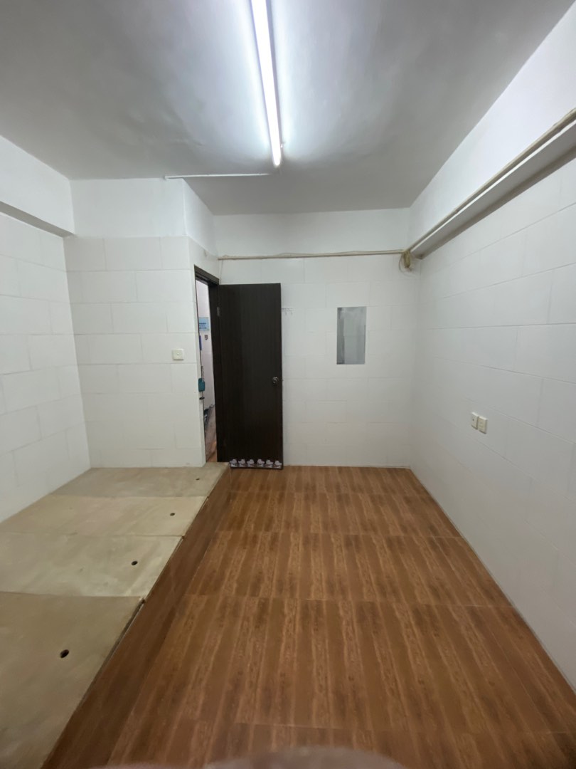 No commission, short-term or long-term rental available, viewing by appointment63438521485314112