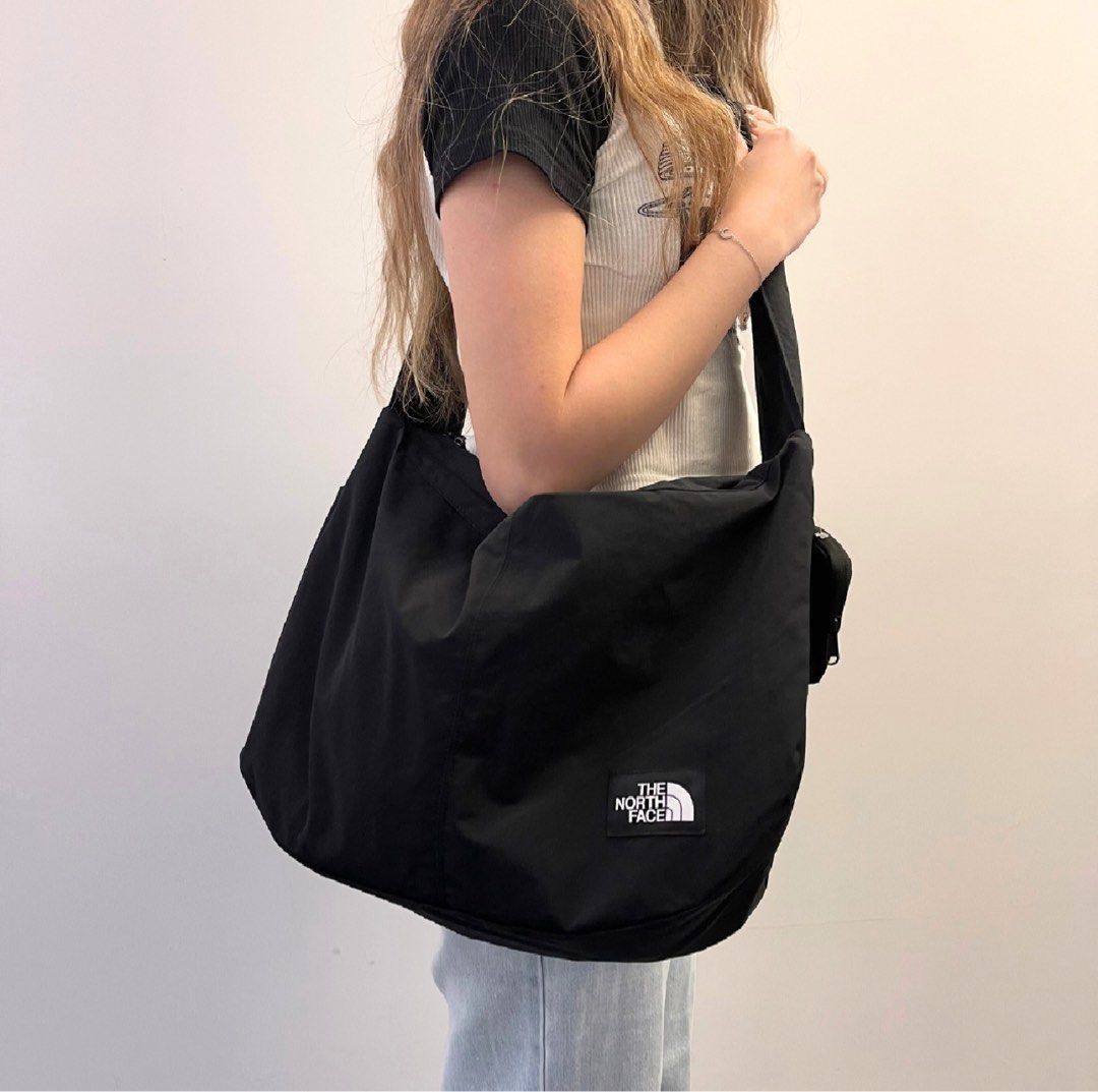 ★THE NORTH FACE☆URBAN BIG SHOULDER BAG NN2PQ67 多色|KR The North Face Urban Big Shoulder Bag v1 | Loftygoods