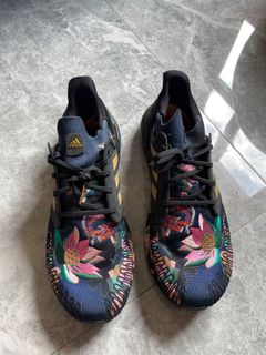 (Category: ) located in . Submitted by sneakerheadplan (Listing ID 1351501328, Image 1). Description: .