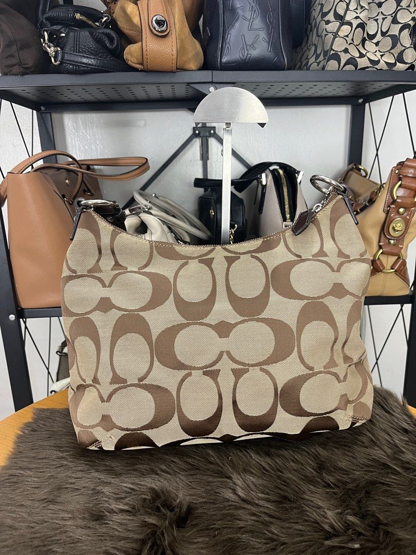 Coach Soho Hobo bag (Category: Luxury Bags & Wallets) located in Quezon City. Submitted by eclipse.leandro (Listing ID 1351489029, Image 2). Description: Coach Soho Hobo bag Condition: 9.5/10 31cm x 24cm 3,750 PHP All products are 100% Authentic bought from Japan. Disclaimer: We are not affiliated with the brands listed. #LuvLuxe #LuxuryJPNFinds.