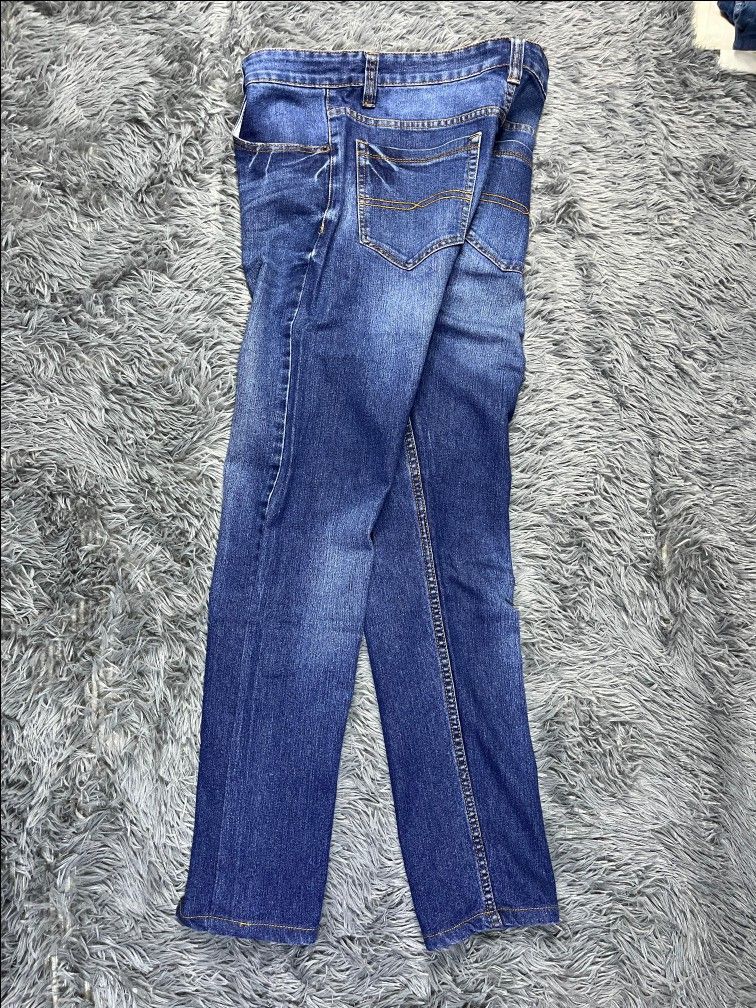 CODE BLUE (Category: Jeans) located in Baguio. Submitted by barepicksph (Listing ID 1351566714, Image 3). Description: DIMENSION (INCHES) WIDTH-31 LENGTH-40 LEG OPENING-6.