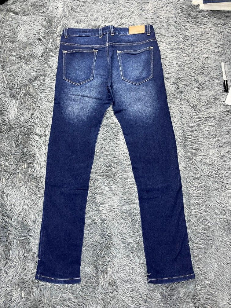 CODE BLUE (Category: Jeans) located in Baguio. Submitted by barepicksph (Listing ID 1351567129, Image 2). Description: DIMENSION (INCHES) WIDTH-32 LENGTH-40 LEG OPENING-6.5.