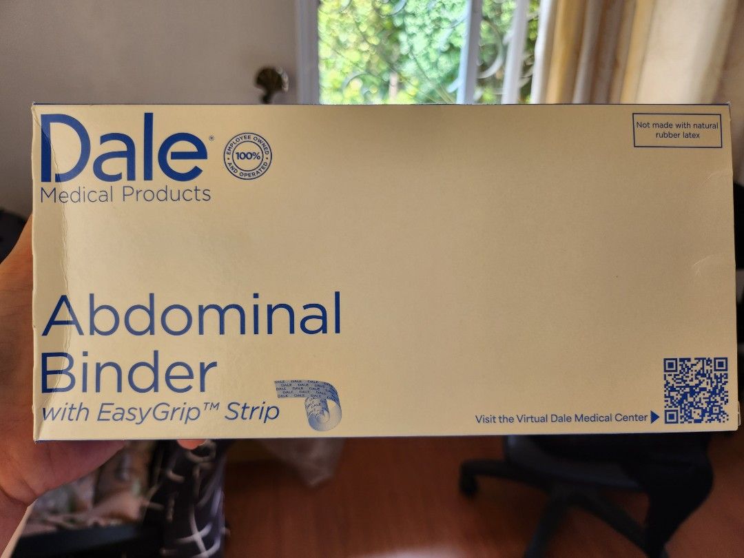 Dale Abdominal Binder (Category: Maternity Care) located in Makati City. Submitted by Provari128 (Listing ID 1351499464, Image 1). Description: It's velcro type, normal for fabric lint to stick to it with every use RFS - No longer needed, used for 3 days after CS.