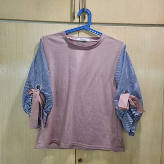 (Category: ) located in . Submitted by hungryforclothes (Listing ID 1351507419, Image 1). Description: .