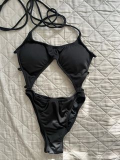 (Category: ) located in . Submitted by xixiriri (Listing ID 1351434771, Image 1). Description: .
