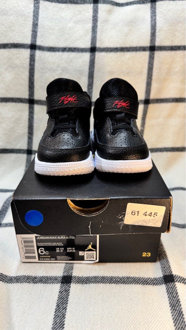 Jordan max aura 5 TD (Category: Babies & Kids Fashion) located in Cavite. Submitted by queenkaikim (Listing ID 1351543038, Image 2). Description: ❌❌Auto-pass to lowballers❌❌ 👉🏻 haggle responsibly🤌🏻 Shipping options: to be shouldered by buyer. LBC, lalamove, grab or J&T Meet up is available if items purchased are ₱2,000 or more within Carmona, GMA and Dasmariñas Cavite area only, or Marikina area (by schedule).