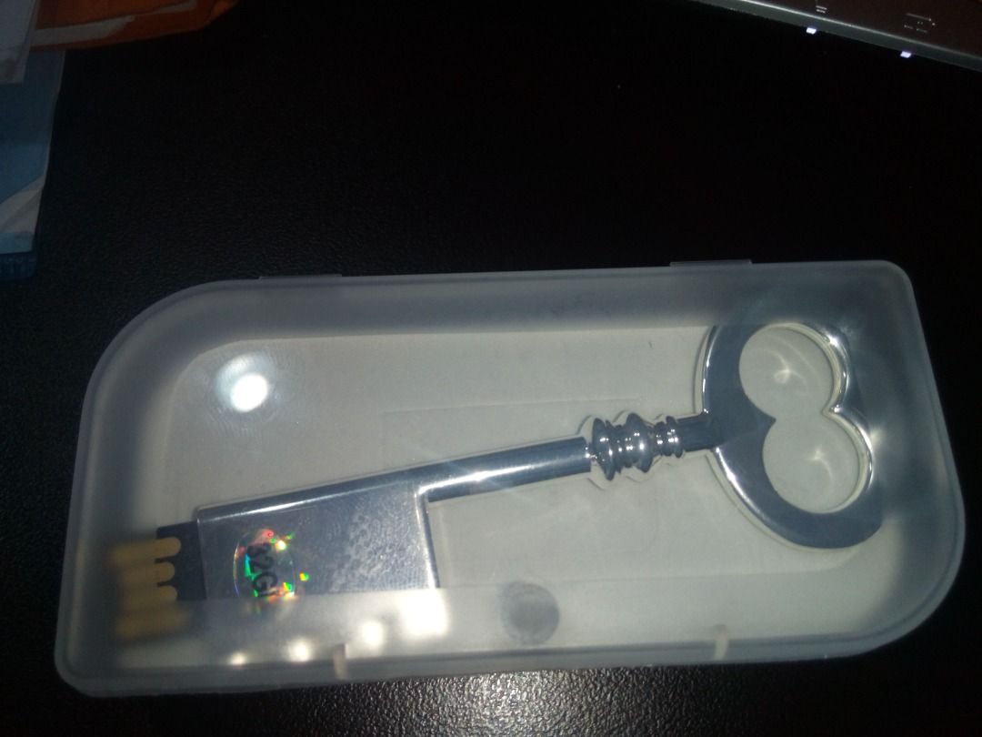 K2 64GB Metal Safe Box Key Shape Flash Memory Drive (Category: Memory & SD Cards) located in Makati City. Submitted by buy4lesscomph (Listing ID 1351494871, Image 3). Description: Item Code: K2-64G SALE PRICE: P299.00 K2 64GB POCKET METAL VINTAGE KEY USB DISK SILVER *DELIVERY FEE is NOT YET INCLUDED in the price. *Price may change without prior notice. 𝐕𝐢𝐬𝐢𝐭 𝐮𝐬 𝐟𝐨𝐫 𝐦𝐨𝐫𝐞 𝐢𝐧𝐟𝐨𝐫𝐦𝐚𝐭𝐢𝐨𝐧 🏬MAKATI: 5112 Filmore St. corner Curie 