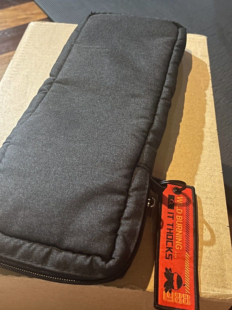 Keyboard bag KBDfans 65% (Category: Laptop Bags & Sleeves) located in Quezon City. Submitted by rocco_ (Listing ID 1351570424, Image 1). Description: 65% : 330x142x45mm soft interior interior pocket lightweight perfect for on the go 💯.