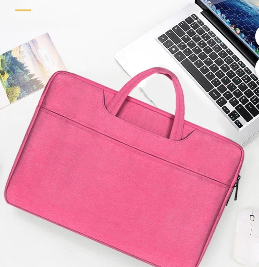 Laptop Bag Waterproof Anti Scratch Material (Category: Laptop Bags & Sleeves) located in Cavite. Submitted by kitanawins (Listing ID 1351540138, Image 2). Description: For Sure Buyers only Actual Photos Posted Same Day delivery via Lalamove or Grab around Metro Manila and Calabarzon area, and any Available Couriers Nationwide. 1.Material: The outside of this laptop bag is made of waterproof Oxford,high well-pad soft plush inside,comfortable touch