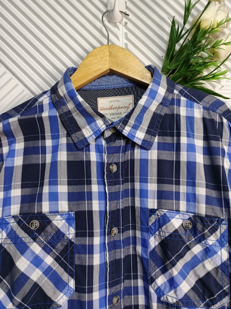 Mens branded polo longsleeve (Category: Sets & Coordinates) located in Bulacan. Submitted by cathycampo51092 (Listing ID 1351603189, Image 1). Description: no issue ready to wear.