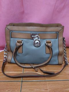 (Kategori: ) berada di . Dikirim oleh deefte_stuff (ID iklan 1351431831, Gambar 1). Deskripsi: .