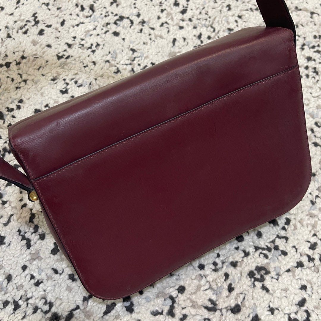 Authentic Cartier Leather Shoulder/Crossbody Bag (Category: Luxury Bags & Wallets) located in Quezon City. Submitted by minimalistmermaid (Listing ID 1351597194, Image 3). Description: Cartier luxury brand Shoulder/crossbody bag for office and formal occasions Hardware Gold Tone Material Leather Lining Fabric Triple compartments Exterior back slip pocket Origin Italy Length 24.5 cm Width 6 cm Height 20 cm Shoulder Strap drop 45 cm adjustable See 