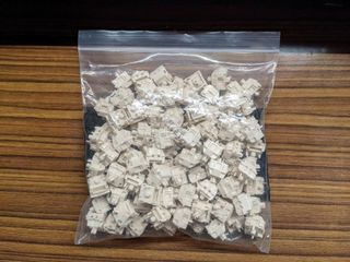 （分類：）位於 。 由 dreamcrown 提交（商品編號 1351575184，圖片 1）。簡介： 。