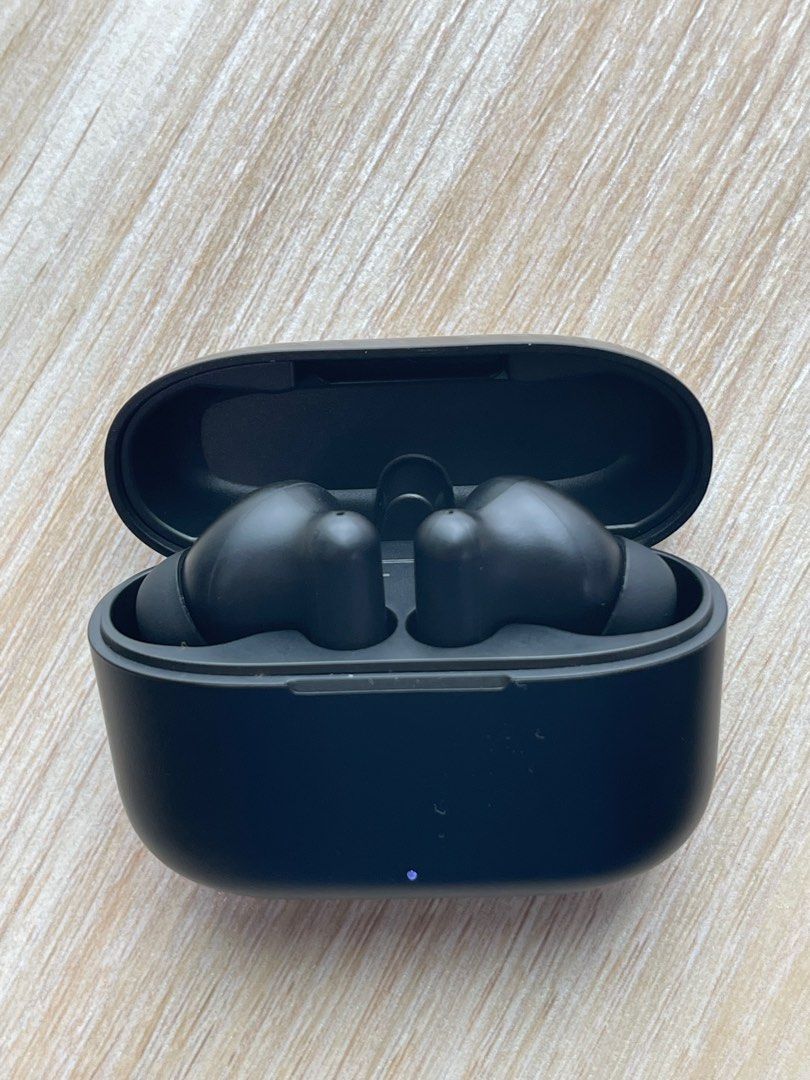 Panasonic EarPods from Italy 🇮🇹 (Category: Headphones & Headsets) located in Manila. Submitted by sv_ph (Listing ID 1351450906, Image 1). Description: 🎧 Panasonic Earpods bought from Italy 🇮🇹 ✨ Almost brand new, bought 3 weeks ago used once ✨ ✨very clean✨ ✨Noise cancellation | 💯 better than Apple Airpods✨ 🔋 Battery up to 3 weeks no charging 📣 very good sounds | 💯 better than Apple Airpods✨ 📳 very fast Bluetooth connection or detection |