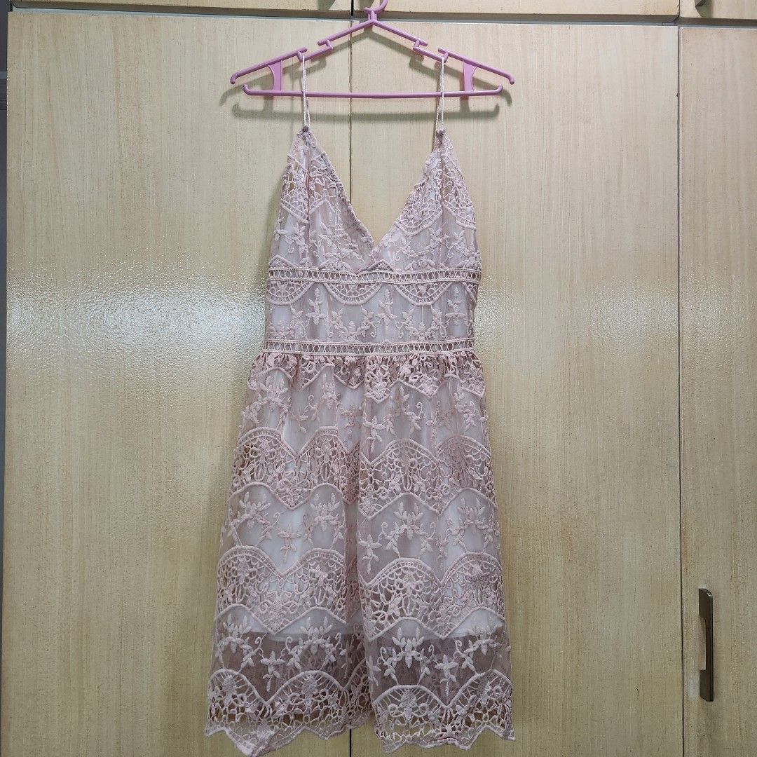 Pink Lace Dress (Category: Dresses) located in Manila. Submitted by hungryforclothes (Listing ID 1351508242, Image 1). Description: Used once No flaws Fits xs to small.