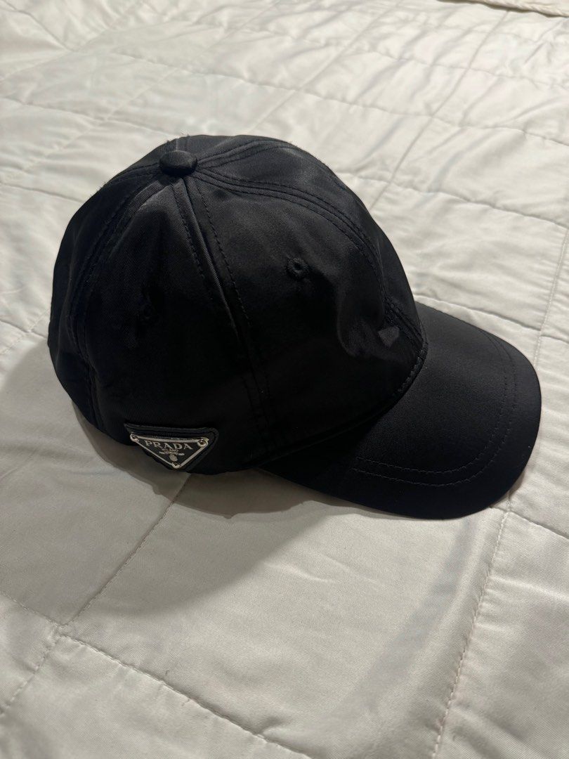 Prada cap (Category: Caps & Hats) located in Taguig. Submitted by unclutter. (Listing ID 1351525020, Image 1). Description: .
