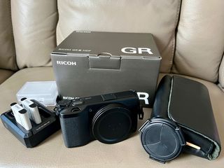 （分類：）位於 。 由 raychoi29 提交（商品編號 1351439851，圖片 1）。簡介： 。