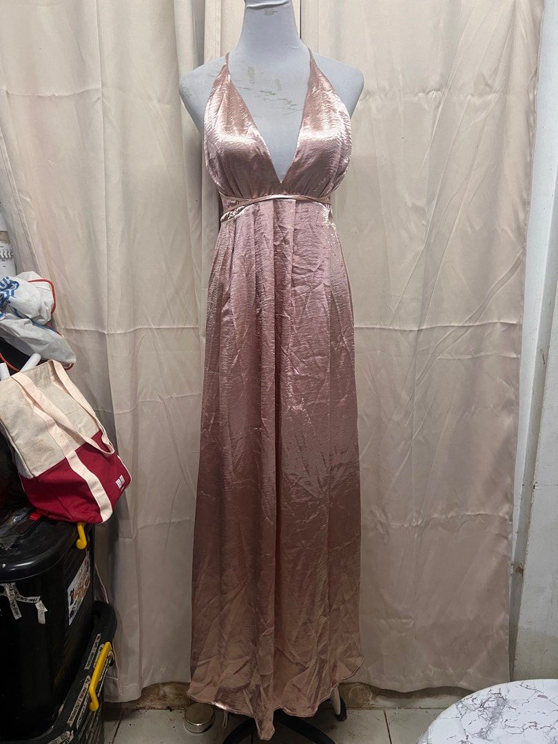 Shein party / event long dress (Category: Evening dresses & gowns) located in Manila. Submitted by _celine245 (Listing ID 1351581609, Image 1). Description: .