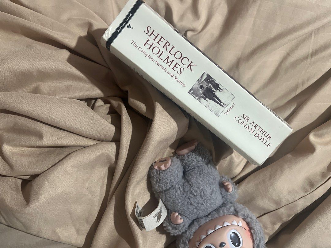 Sherlock Holmes book volume 1 (Category: Storybooks) located in San Fernando. Submitted by toki0 (Listing ID 1351432735, Image 2). Description: sherlock holmes complete novels and stories volume 1 📍pampanga.