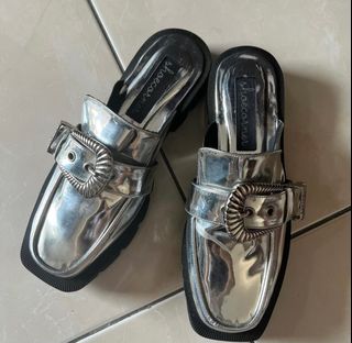 (Kategori: ) berada di . Dikirim oleh classydys (ID iklan 1351442470, Gambar 1). Deskripsi: .