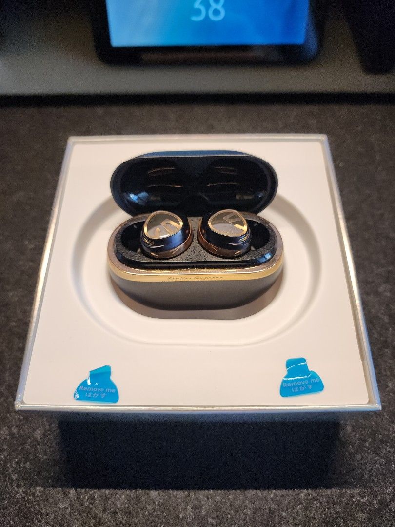 Soundpeats Opera05 True Wireless Earbuds (Category: Earphones) located in Quezon City. Submitted by papahhbil (Listing ID 1351433146, Image 2). Description: Used a few times at home Excellent sound quality for bluetooth earbuds Complete with box, unused ear tips charging cable and receipt from Digital Walker Bought Feb 2024 RFS: Bawas ng earbuds, hindi nagagamit Location: Commonwealth QC.