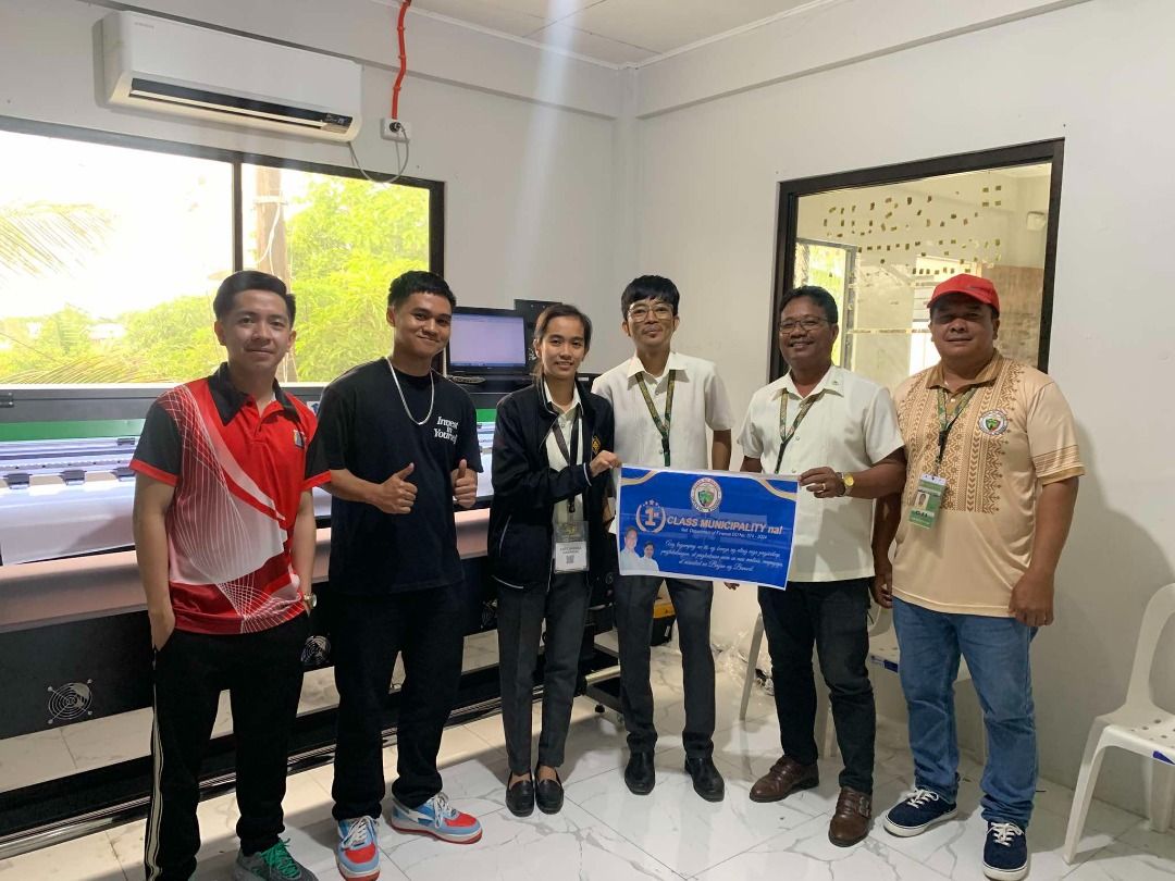 Tarpaulin Printer 6ft Epson DX11 (Category: Printers, Scanners & Copiers) located in Manila. Submitted by rjballos (Listing ID 1351488482, Image 3). Description: Want to start your own printing business but you’re on a budget? May it be for shirt printing, sublimation, tarpaulin, stickers or more. We got you! Start your printing business with the best quality and most affordable printer machines in the market. We offer: ☑️ Epson DX11 (Best for Su