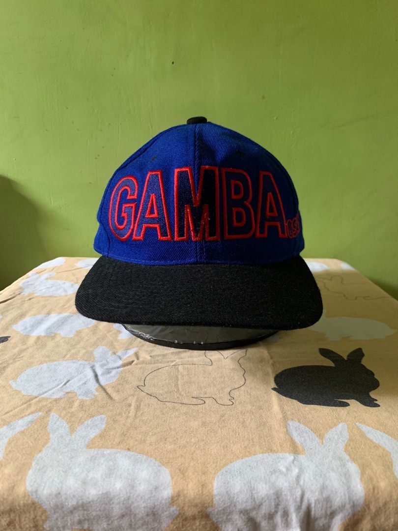 Vintage 1990s Osaka fitted cap (Category: Caps & Hats) located in Cagayan de Oro. Submitted by premium_thrifts (Listing ID 1351460595, Image 1). Description: Dark blue colorway Good condition Fits size 6 or 7 Issue: brittle brown parts inside Add shipping fee (via JRS or J&T).