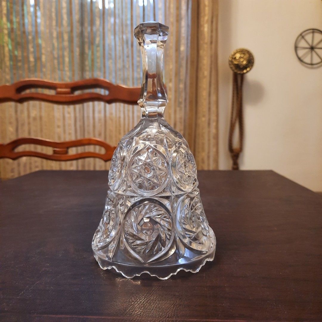 Vintage Heavy Table Bell decor (Category: Other Kitchenware & Tableware) located in Cavite. Submitted by aa.13 (Listing ID 1351549783, Image 1). Description: Bell has been replaced by previous owner, no markings or stickers so I can't guarantee if crystal.