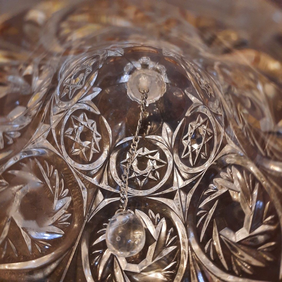 Vintage Heavy Table Bell decor (Category: Other Kitchenware & Tableware) located in Cavite. Submitted by aa.13 (Listing ID 1351549783, Image 2). Description: Bell has been replaced by previous owner, no markings or stickers so I can't guarantee if crystal.