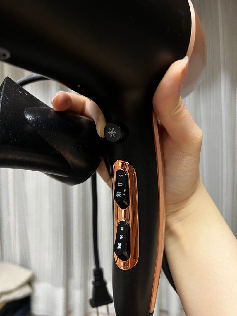 W Elite Hair Dryer with Diffuser and cool shot (Category: Hair) located in Quezon City. Submitted by kwertypie (Listing ID 1351564816, Image 3). Description: W Elite Hair Dryer with removable attachments. Includes diffuser. 220-240 volts 50/60Hz 1899-2200W Condition: like new.