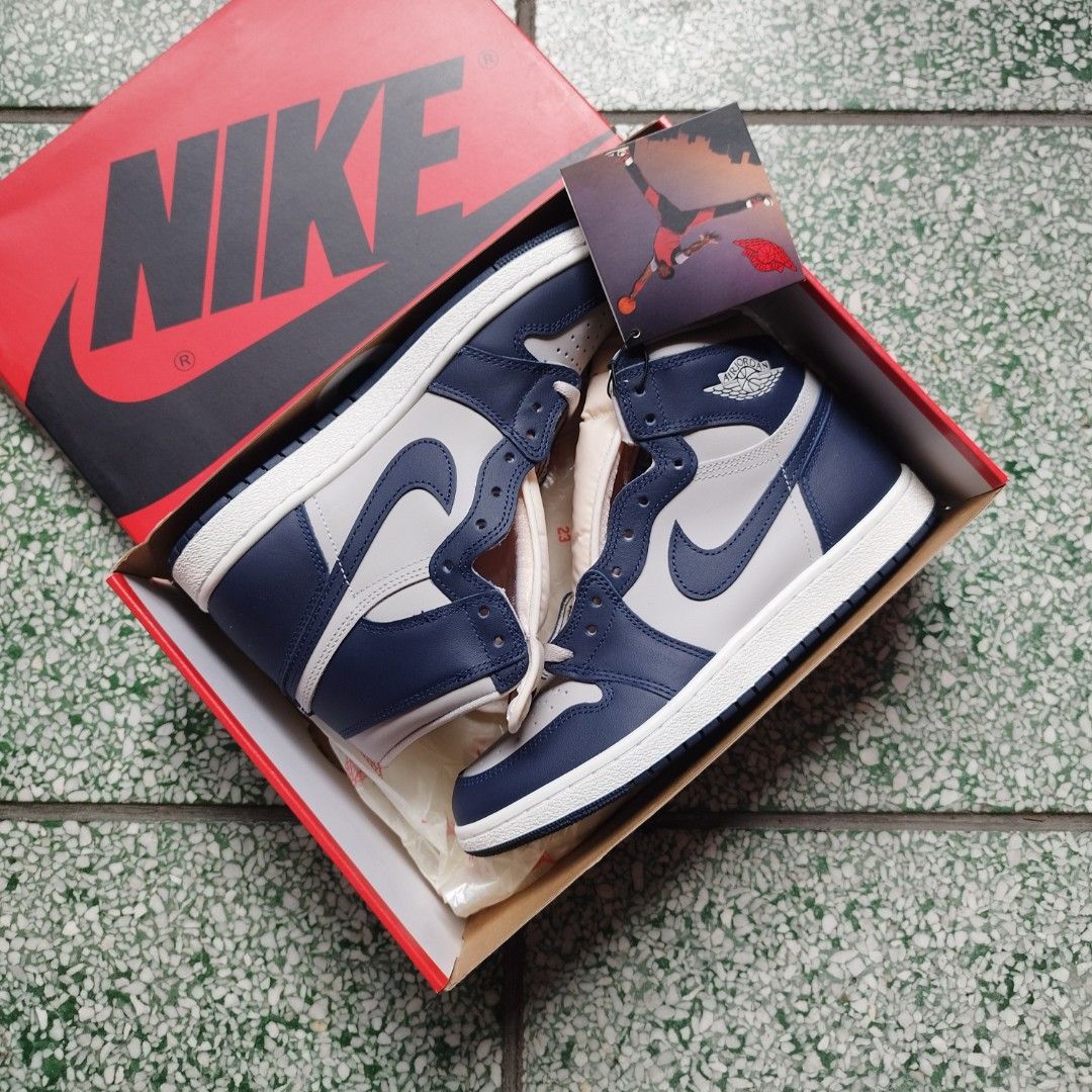 Air Jordan 1 Retro High' 85 Georgetown (Category: Sneakers & Footwear) located in Malabon City. Submitted by regium.ph (Listing ID 1351655114, Image 1). Description: Air Jordan 1 Retro High' 85 Georgetown Size on hand: 9.5 US Men's Brand new & Complete. Other sizes are open for Pre-order. We do shipping nationwide. MOP - Bank Transfer / Gcash / Maya.